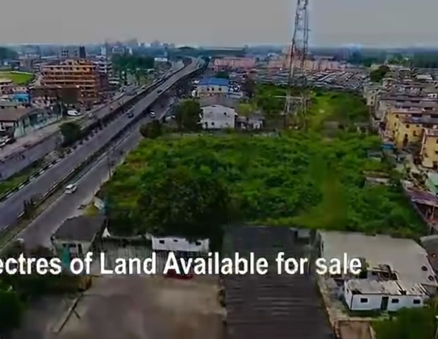Expanse of Land in Surulere Lagos